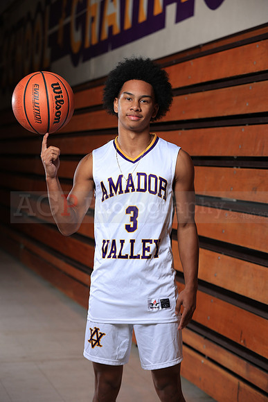AVHSVarsityBKN00046
