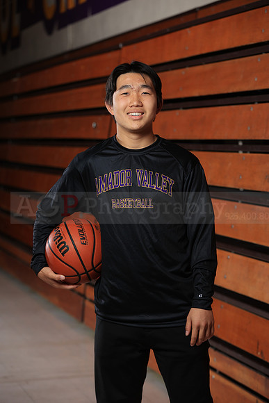 AVHSVarsityBKN00203