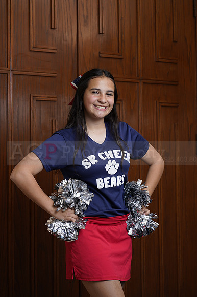 Cheer00052