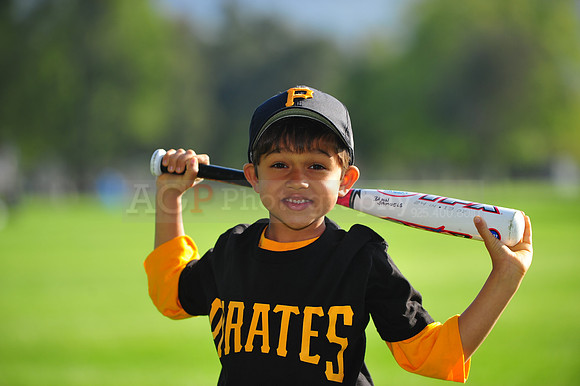 TBall_Pirates099