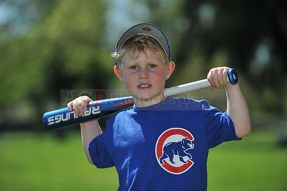 TBall_Cubs085