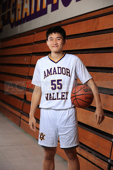 AVHSVarsityBKN00196