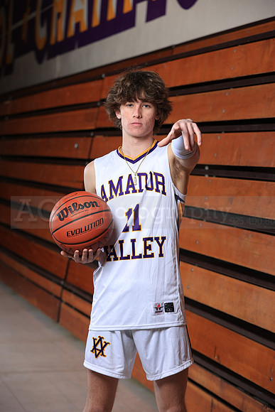 AVHSVarsityBKN00016