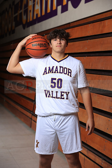 AVHSVarsityBKN00167
