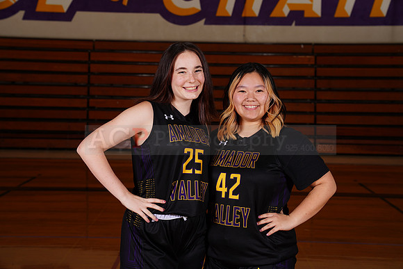AVHS_Girls_Varsity_BKN00139
