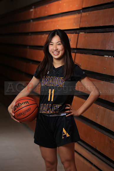AVHS_Girls_Varsity_BKN00065