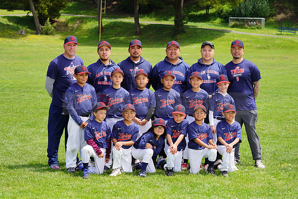 JrPWTwins00153