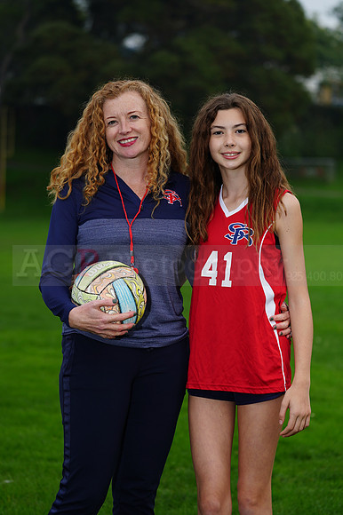 6thVBall00076
