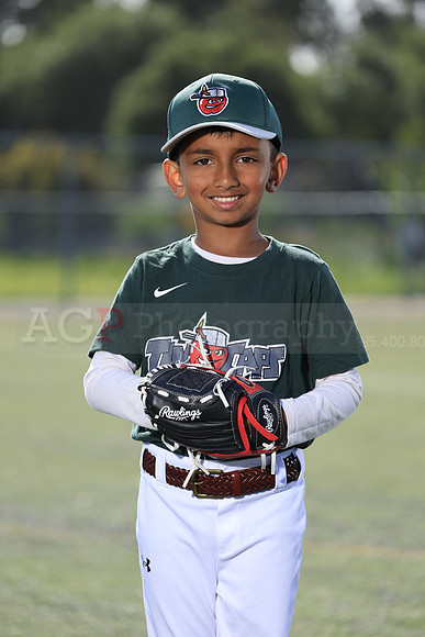 SB_TB_TinCaps038