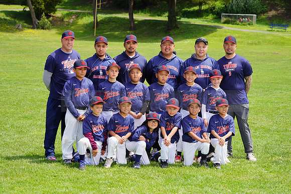 JrPWTwins00154