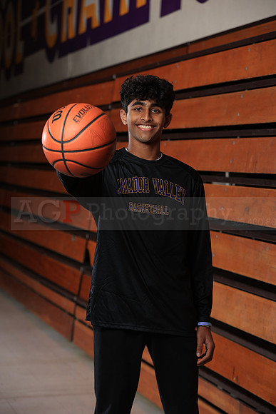 AVHSVarsityBKN00219