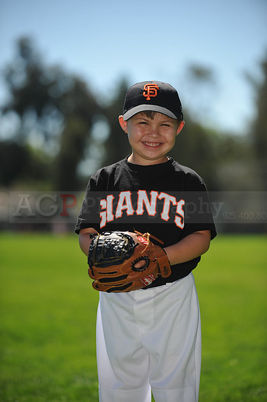 T-Ball Giants001