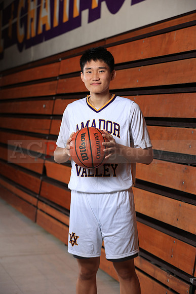 AVHSVarsityBKN00195