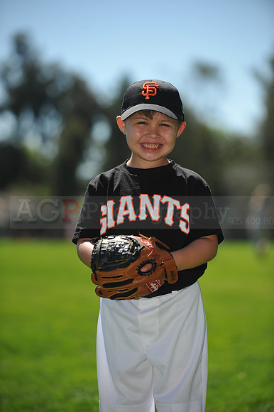 T-Ball Giants002