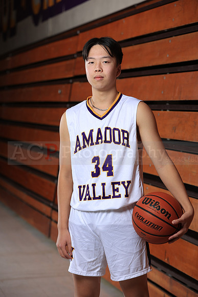 AVHSVarsityBKN00099