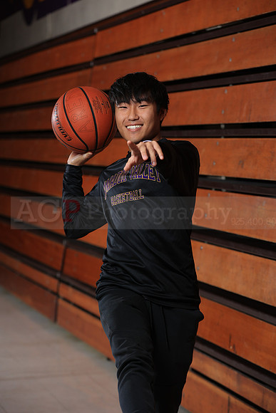 AVHSVarsityBKN00112