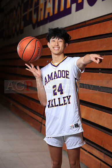 AVHSVarsityBKN00069
