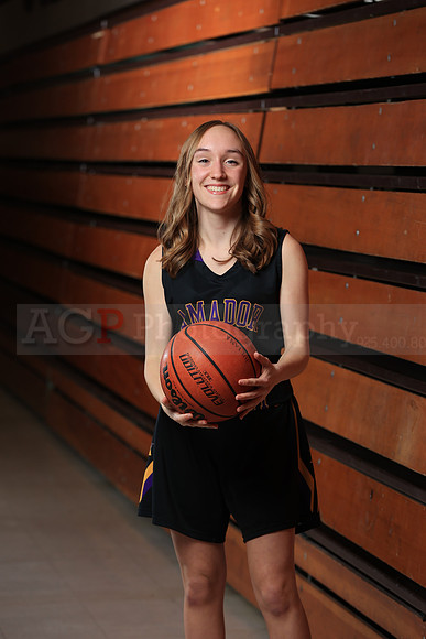 AVHS_Girls_JV_BKN00055