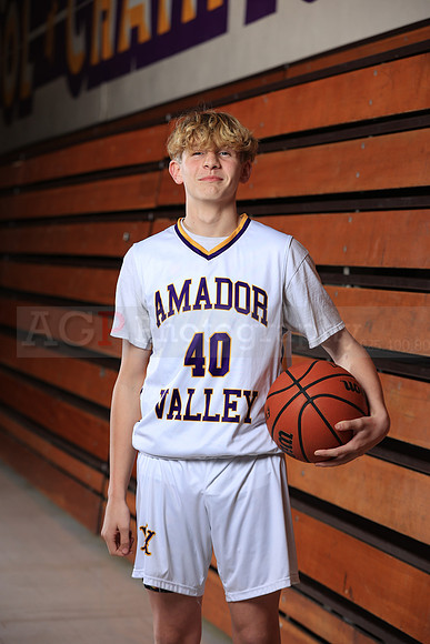 AVHSVarsityBKN00183